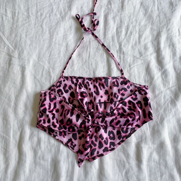 Pink Cheetah Satin Tie-Back Crop Top - Picture 2 of 4